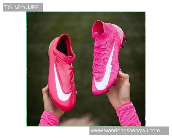 粉色足球鞋闪耀绿茵场足球明星们的时尚选择与竞技激情