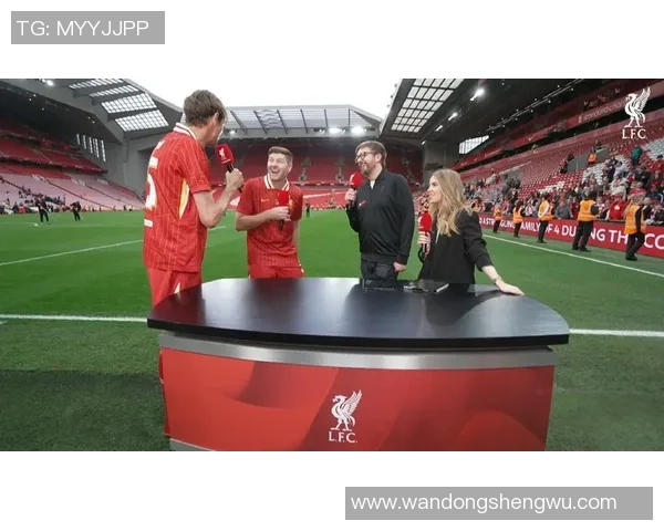 足球明星偷袜子搞笑视频合集让你捧腹大笑不容错过的精彩瞬间 足球明星偷袜子搞笑视频合集让你捧腹大笑不容错过的精彩瞬间