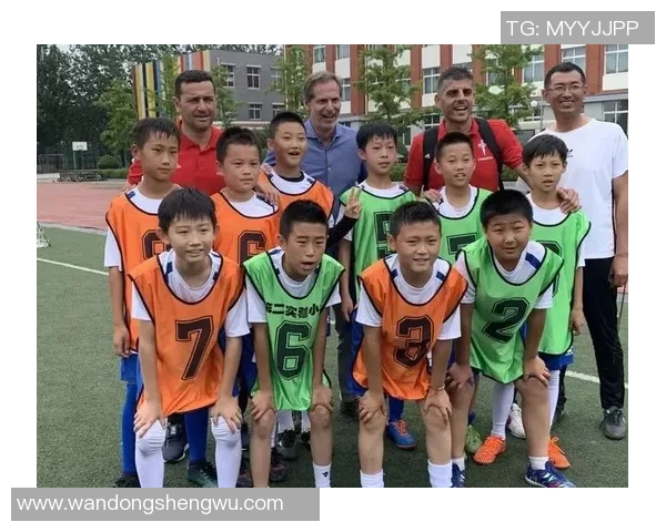 庄河足球明星阵容全解析精彩瞬间照片回顾与球员故事分享 庄河足球明星阵容全解析精彩瞬间照片回顾与球员故事分享